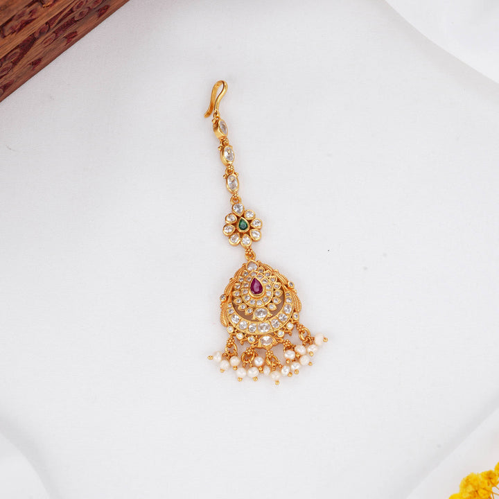 Refined and Elegant Stone Maangtikka