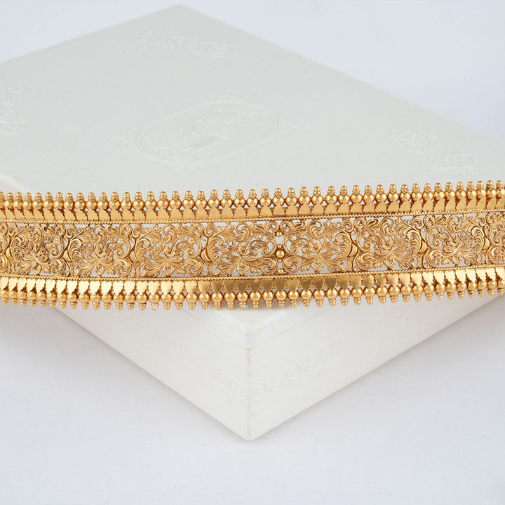 Unique Designed Nagas Oddiyanam