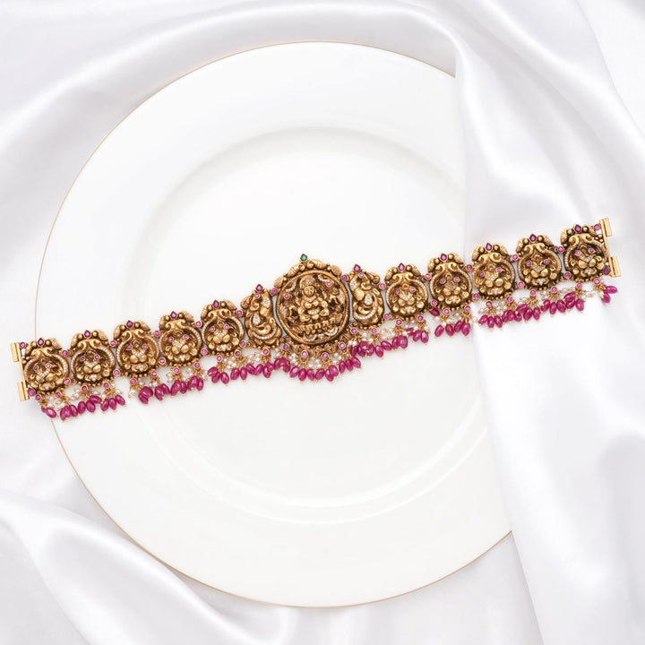 Beauty Pink Nagas Oddiyanam