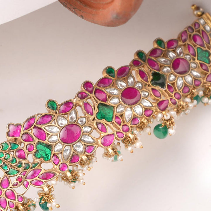 Peacock inspired Kundan Oddiyanam