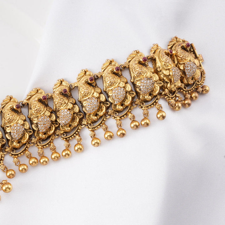 Elegance Nagas Oddiyanam