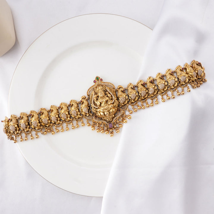 Elegance Nagas Oddiyanam