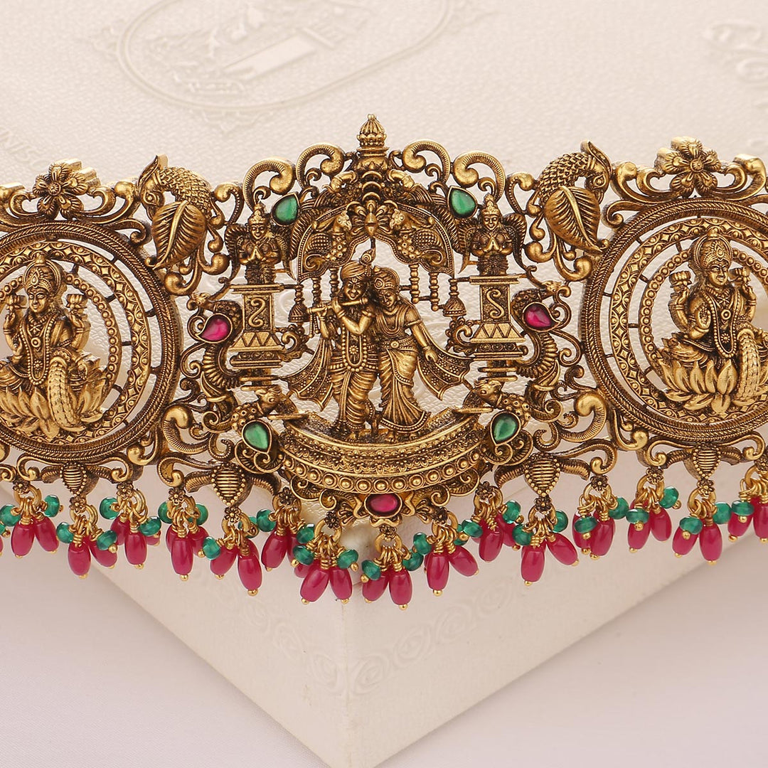 Iniyani Nagas Oddiyanam