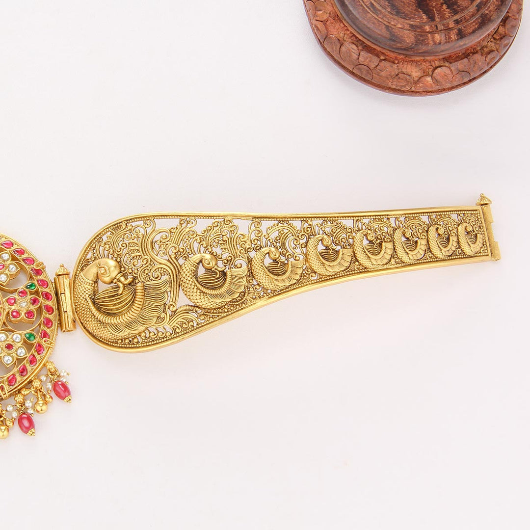 Aarnika Kundan Oddiyanam