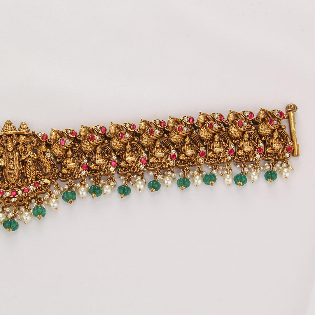 Royal Charm Nagas Oddiyanam