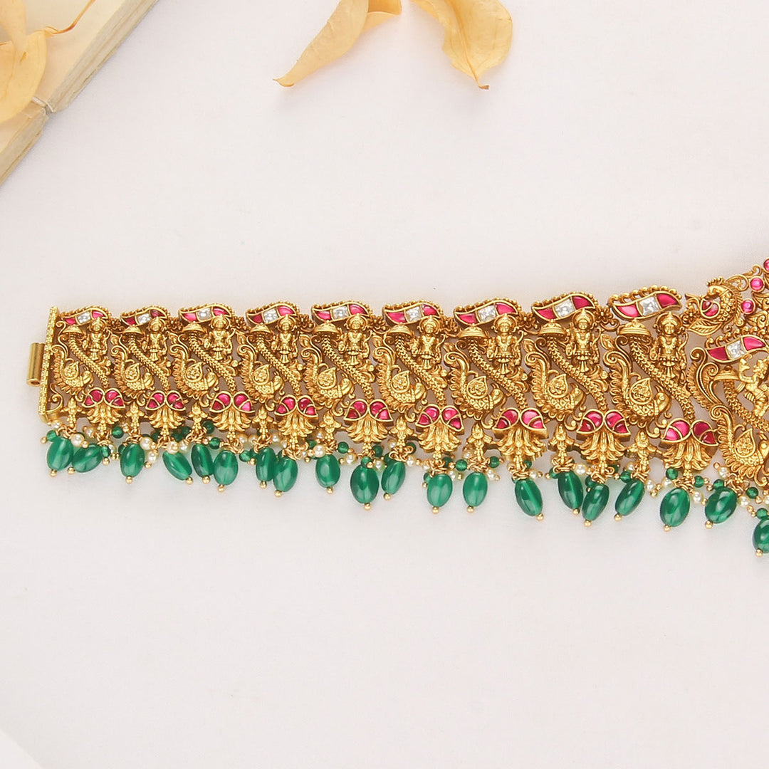 Bridal Look Nagas Oddiyanam