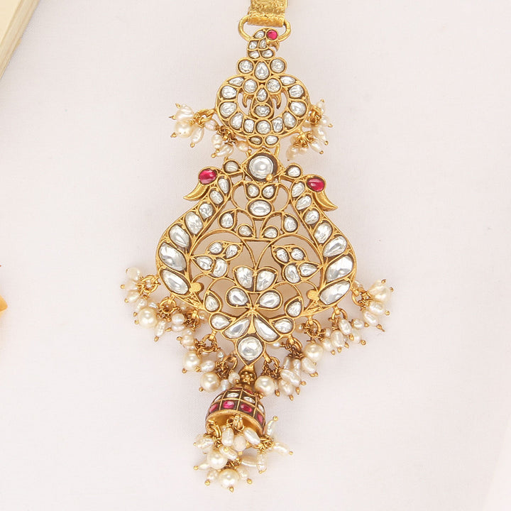 White Glitz Kundan Waist Charm