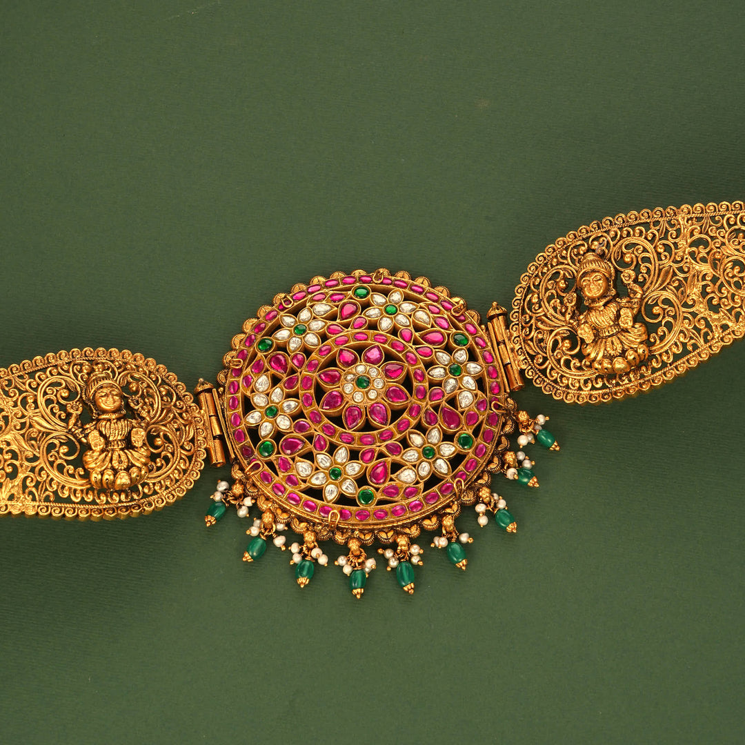 Bridal Kundan Oddiyanam