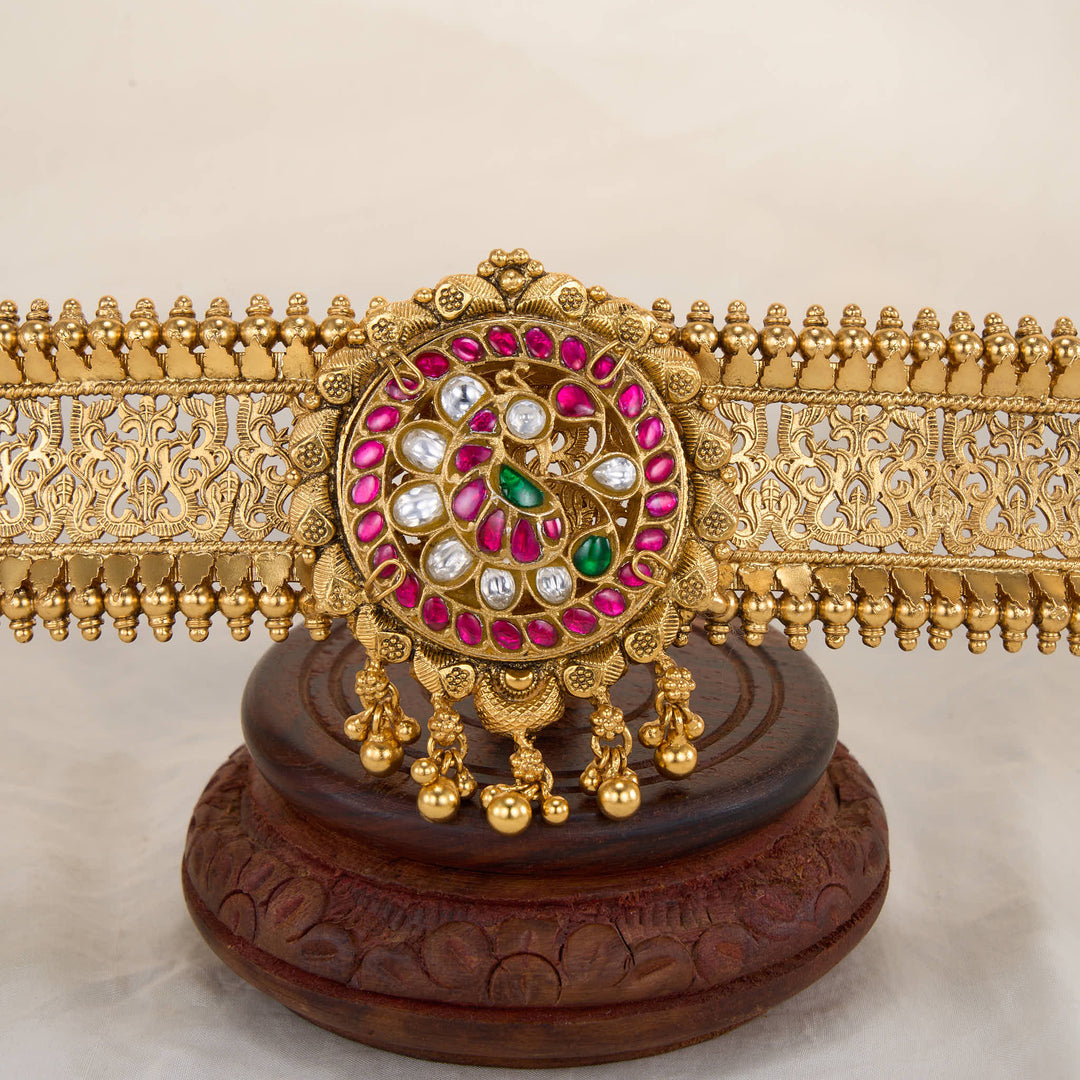 Nadhiyasri Kundan Oddiyanam