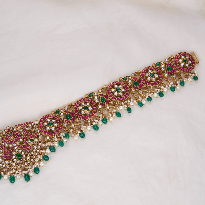 Traditional Kundan Oddiyanam