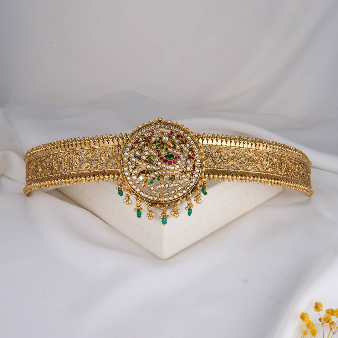 Bridal Kundan Oddiyanam