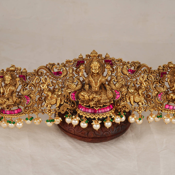 Reyanshi Nagas Oddiyanam