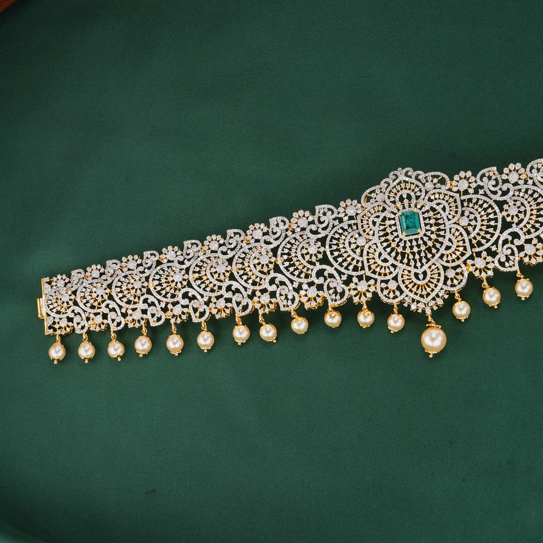 Riyanshi Diamond Like Oddiyanam