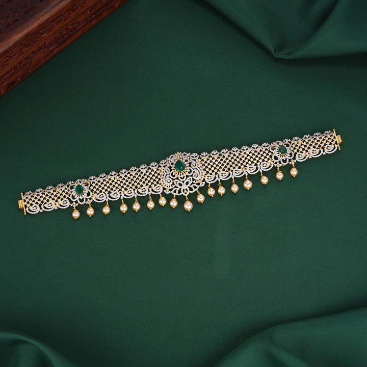 Most Loved Bridal Diamond Like Oddiyanam