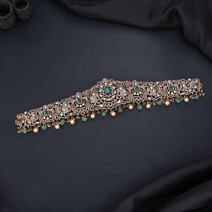 Gracefully Crafted Victorian Oddiyanam
