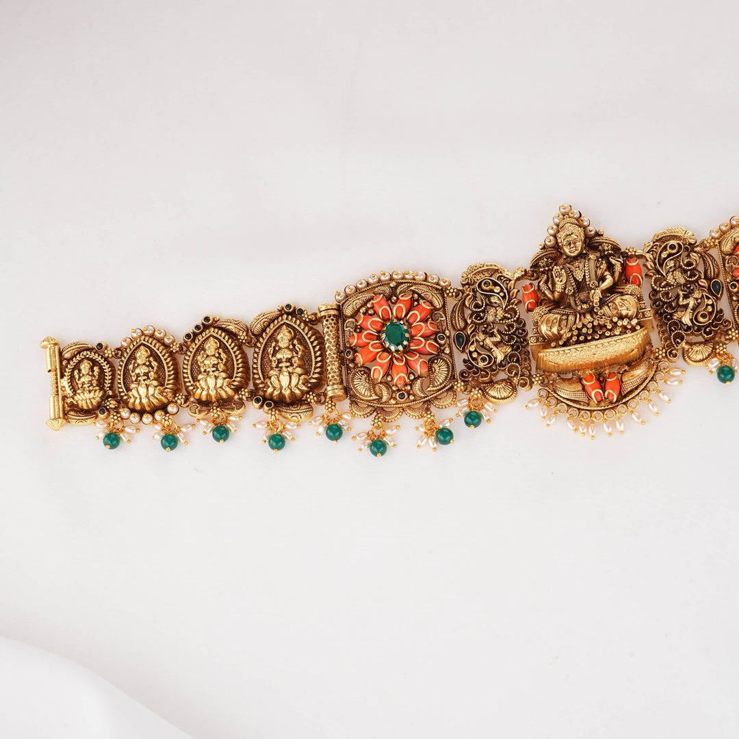 Gloriously Ornated Nagas Oddiyanam