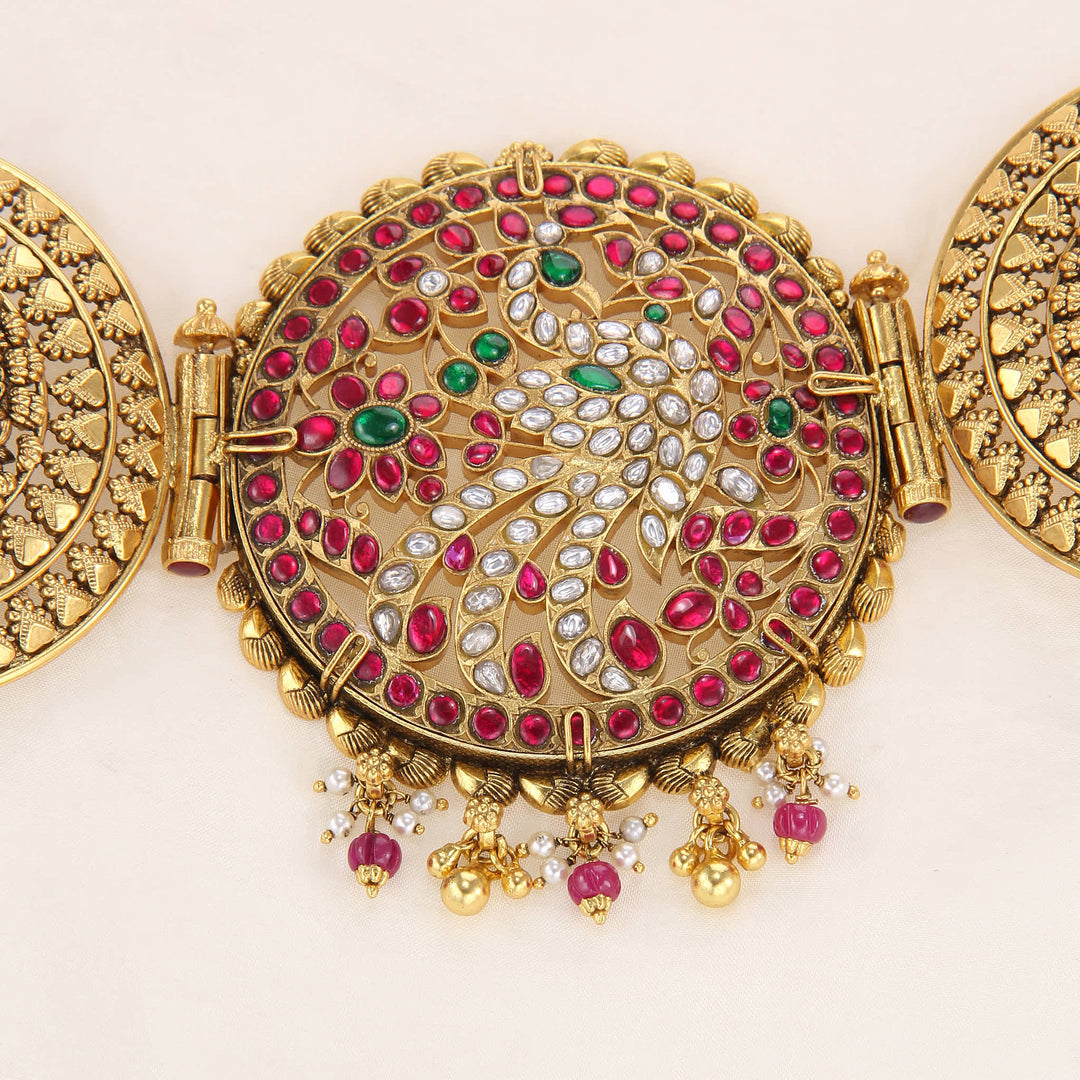 Artful Tradition Kundan Oddiyanam