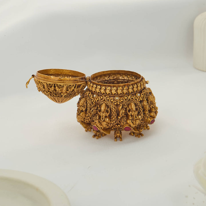 Traditional Kum Kum Box