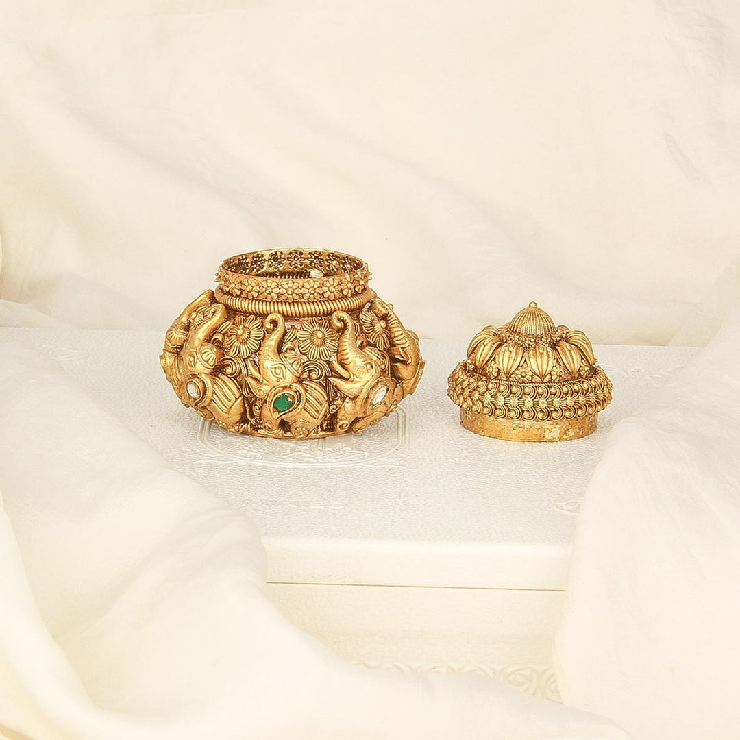 Vikshikha Kum Kum Box