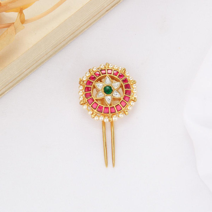 Glowing Kundan Jada Billa