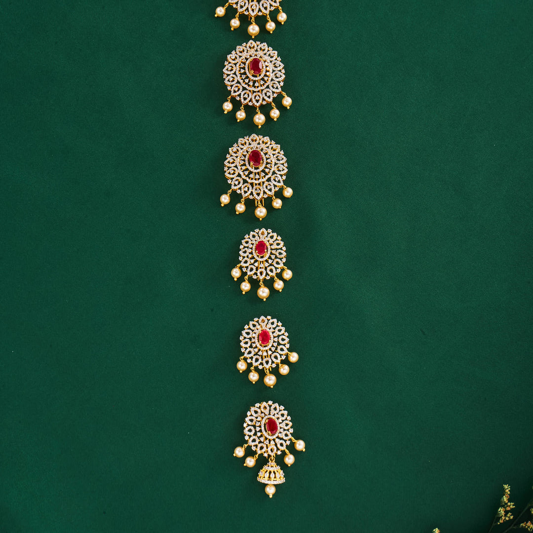 Dazzling Avikam Jada