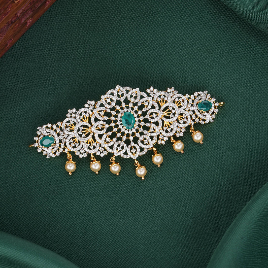 Dazzling Avikam Mini Choker Cum Vanki