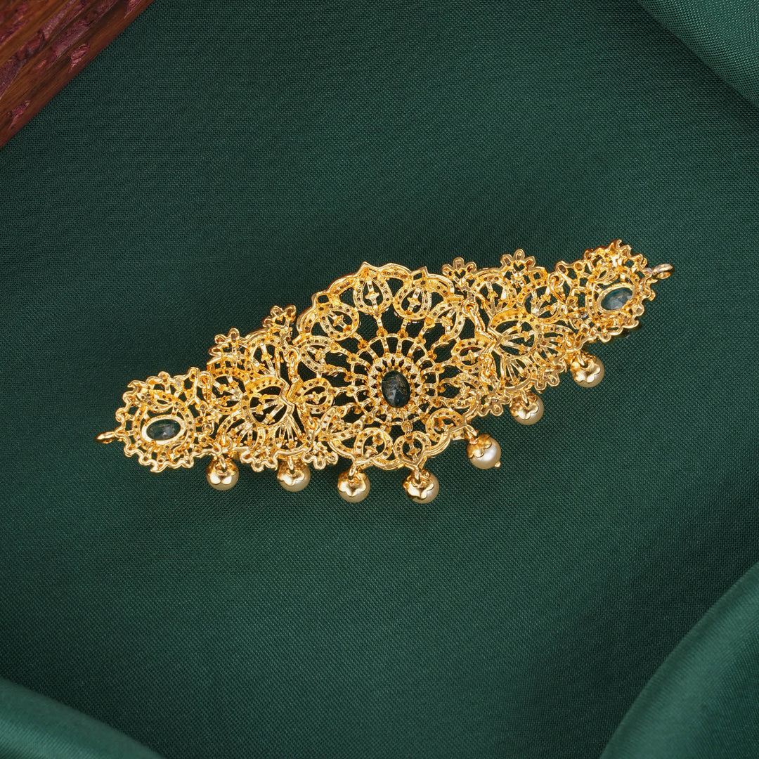 Dazzling Avikam Mini Choker Cum Vanki