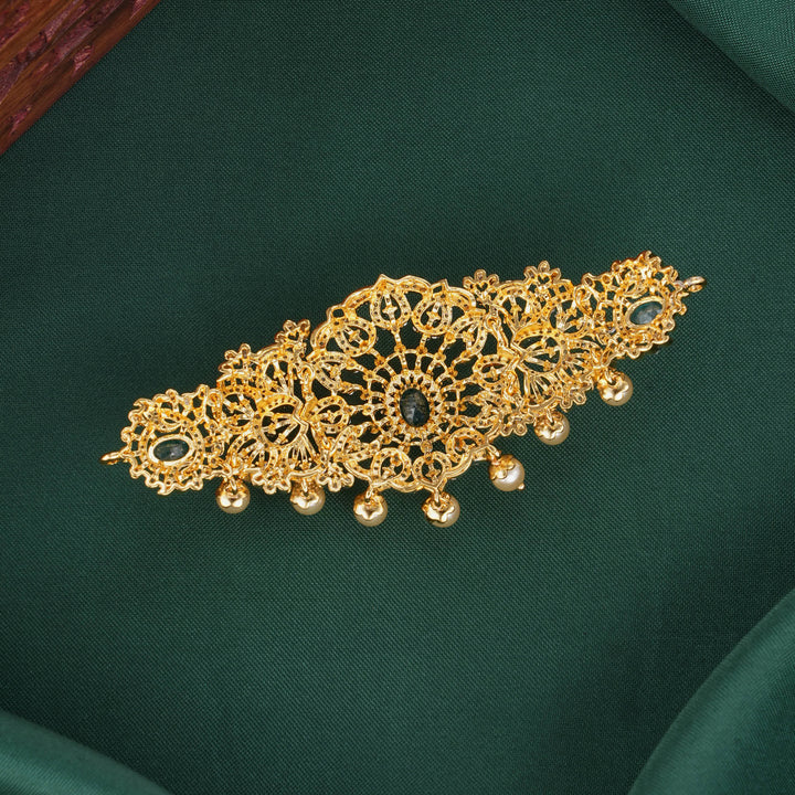 Dazzling Avikam Mini Choker Cum Vanki