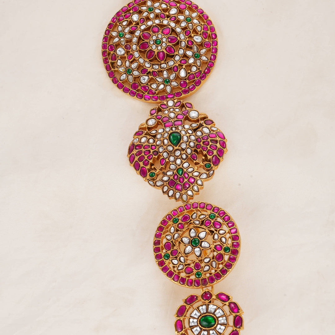 Grand Kundan Jada Billa