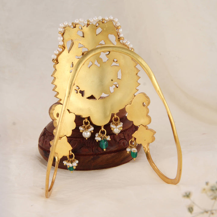 Traditional Kundan Vanki