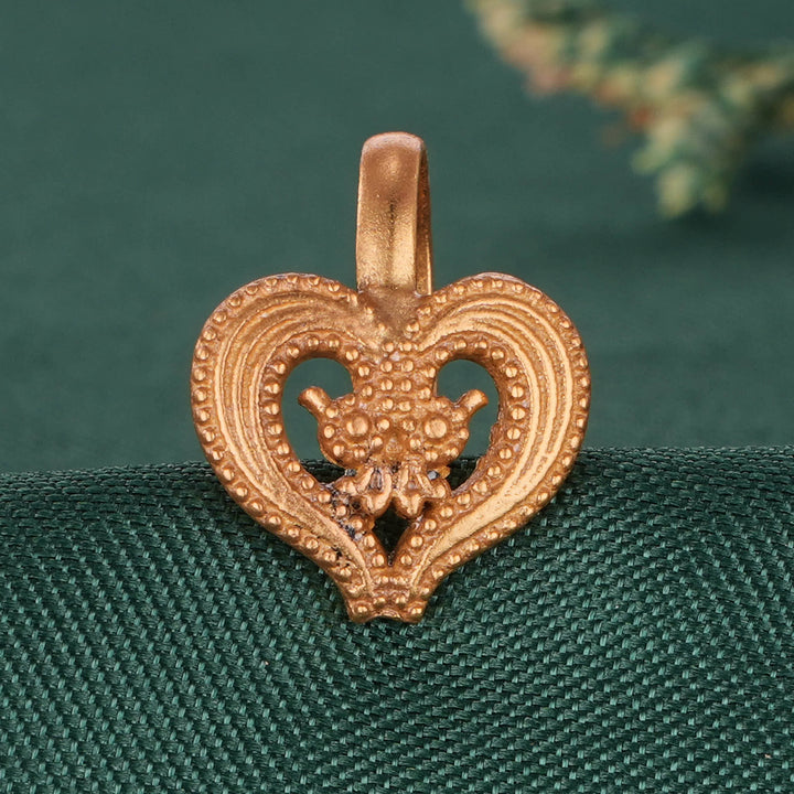 Rujitha Nose Pin