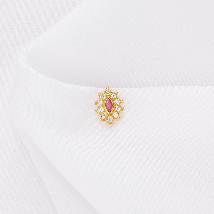 Dhanya Nose Pin