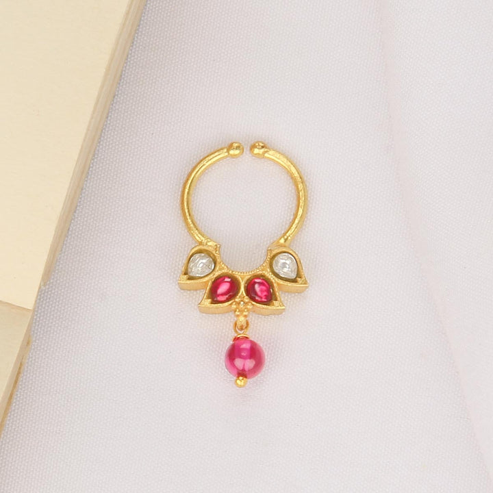 Abhina Nose pin