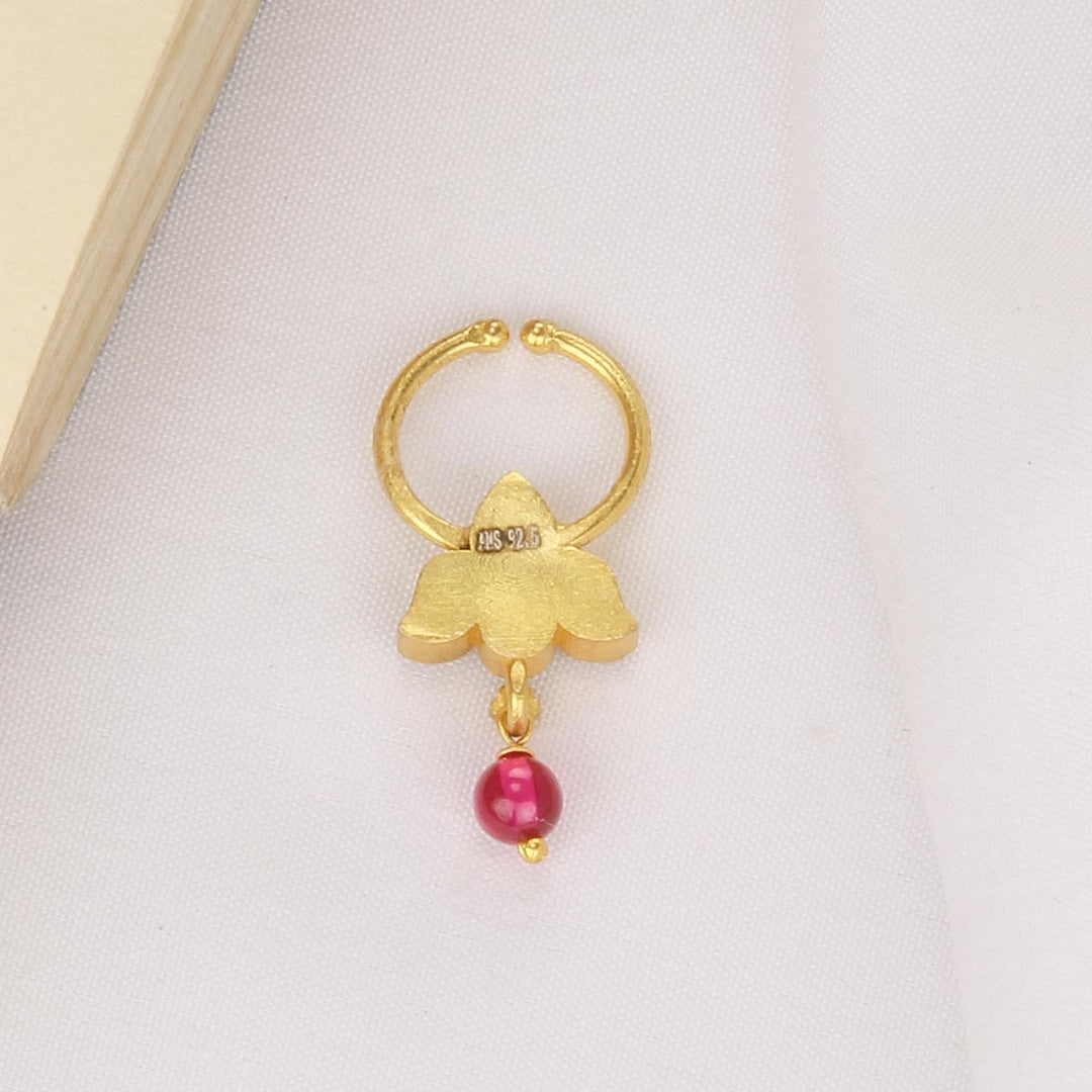 Vismaya Bullakku Nose Pin