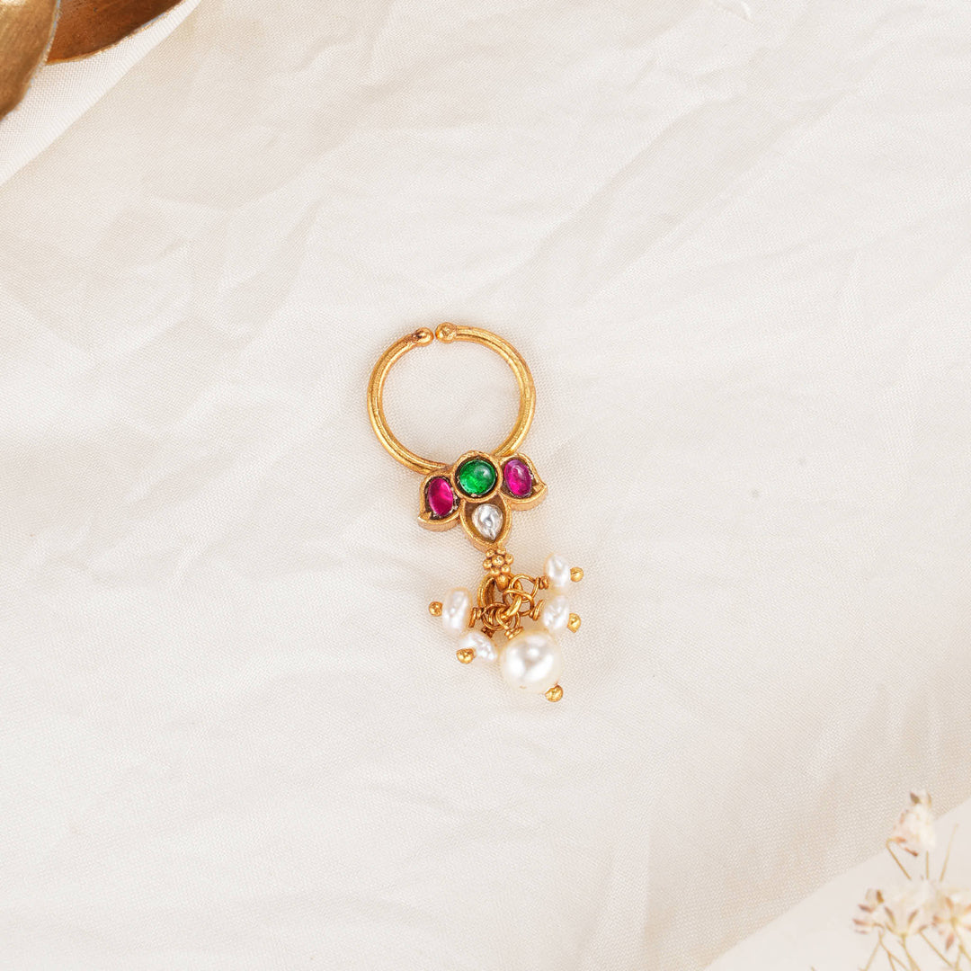 Prashikha Bullakku Nose Pin