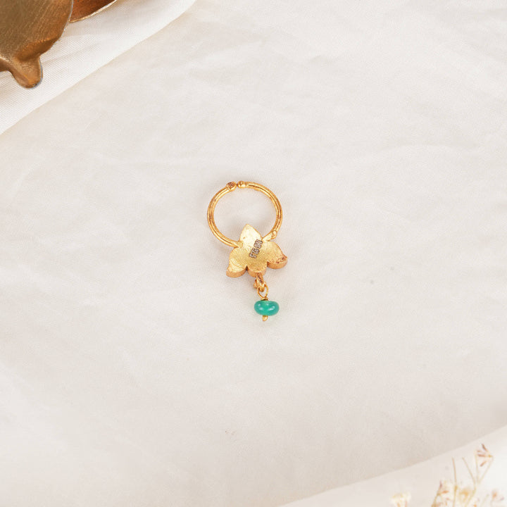 Pavisha Bullakku Nose Pin