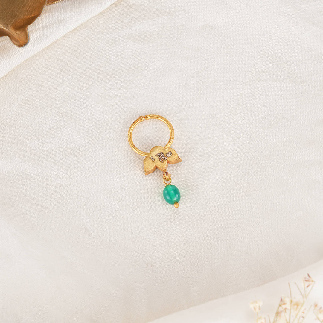 Lahisha Bullakku Nose Pin