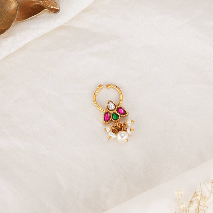 Vihitha Bullakku Nose Pin