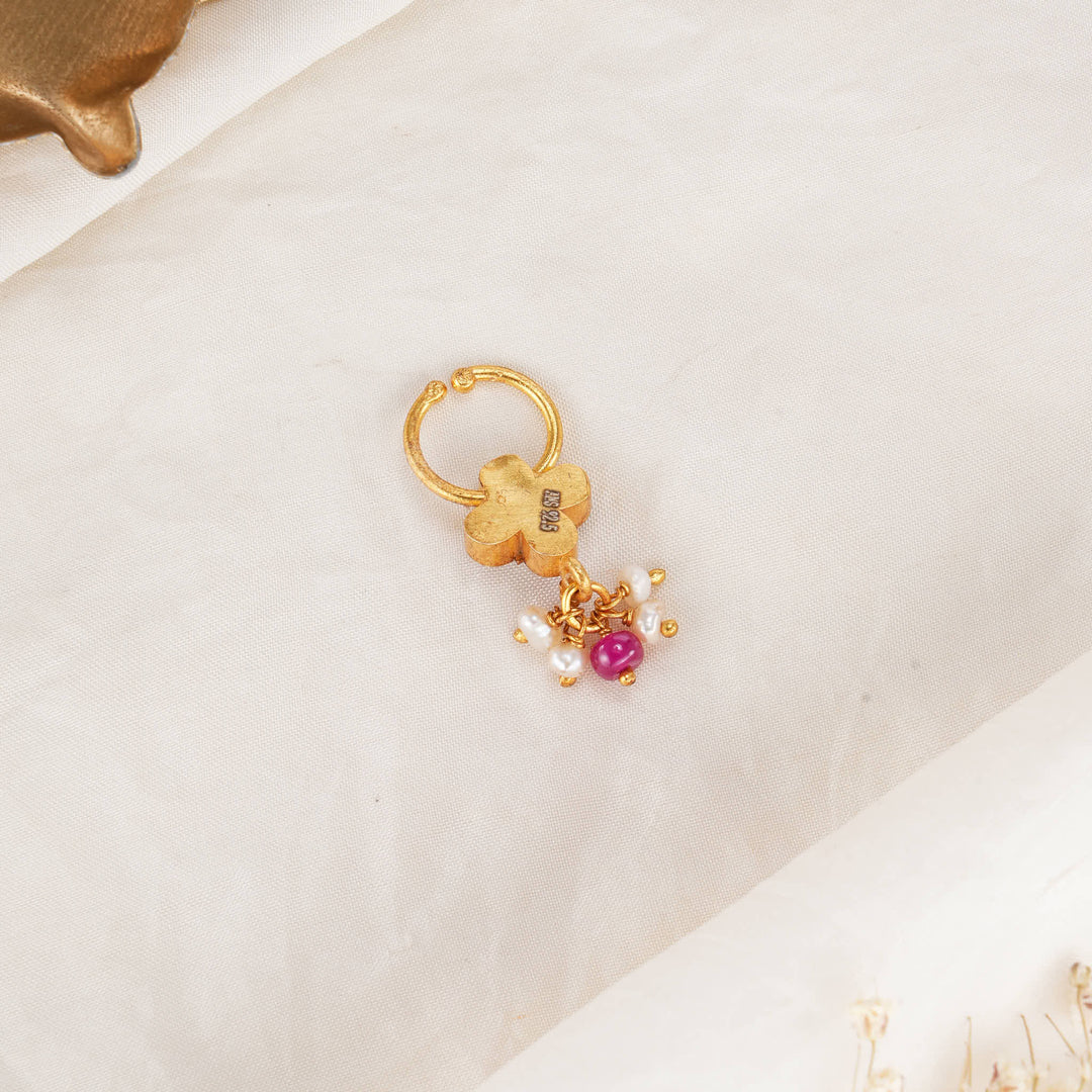Vithusha Bullakku Nose Pin