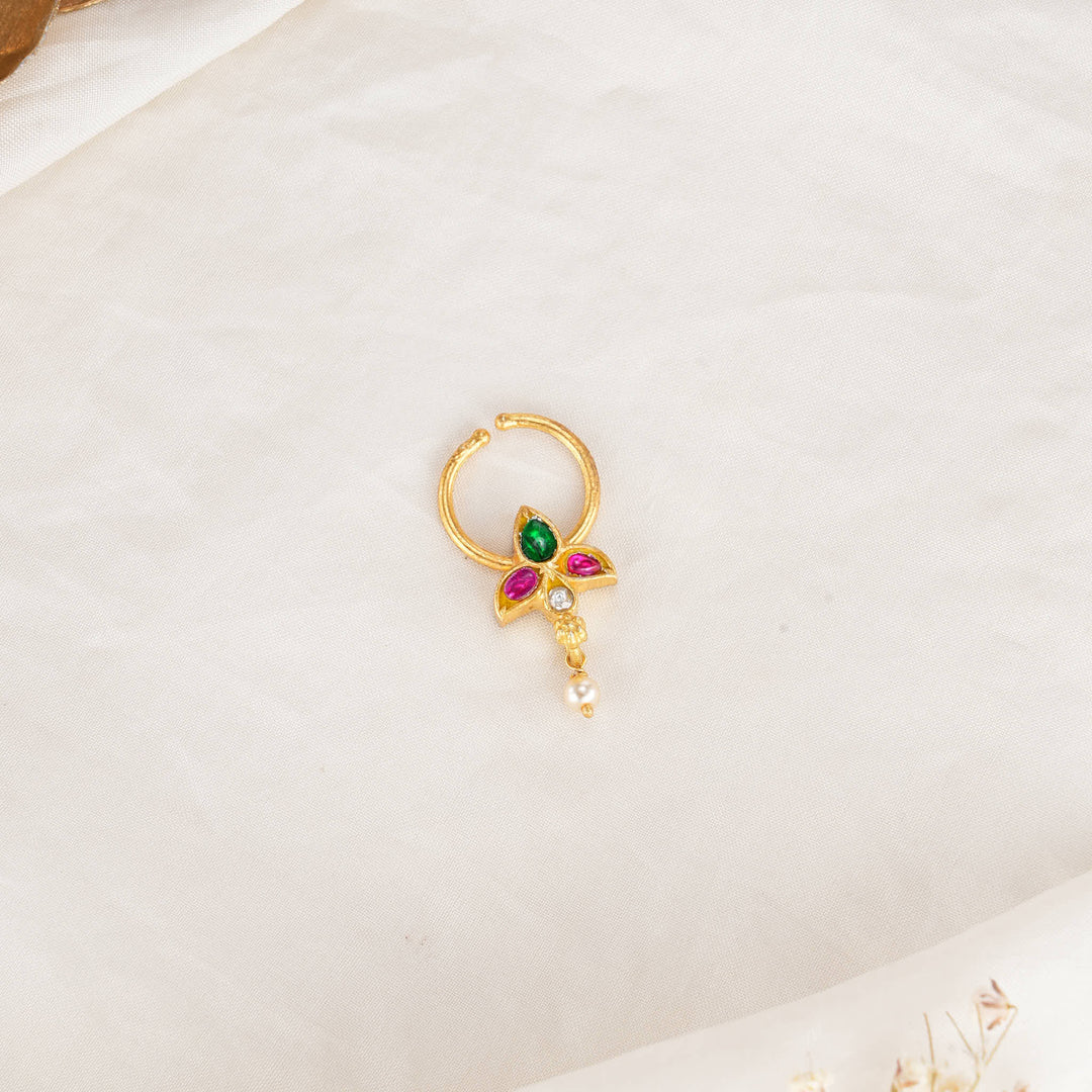 Sharvyaa Bullakku Nose Pin