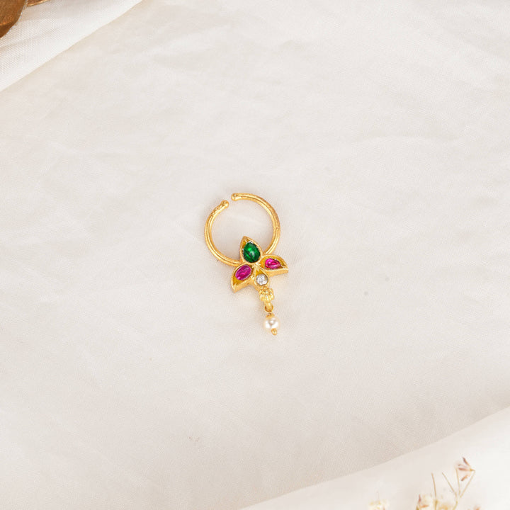 Sharvyaa Bullakku Nose Pin