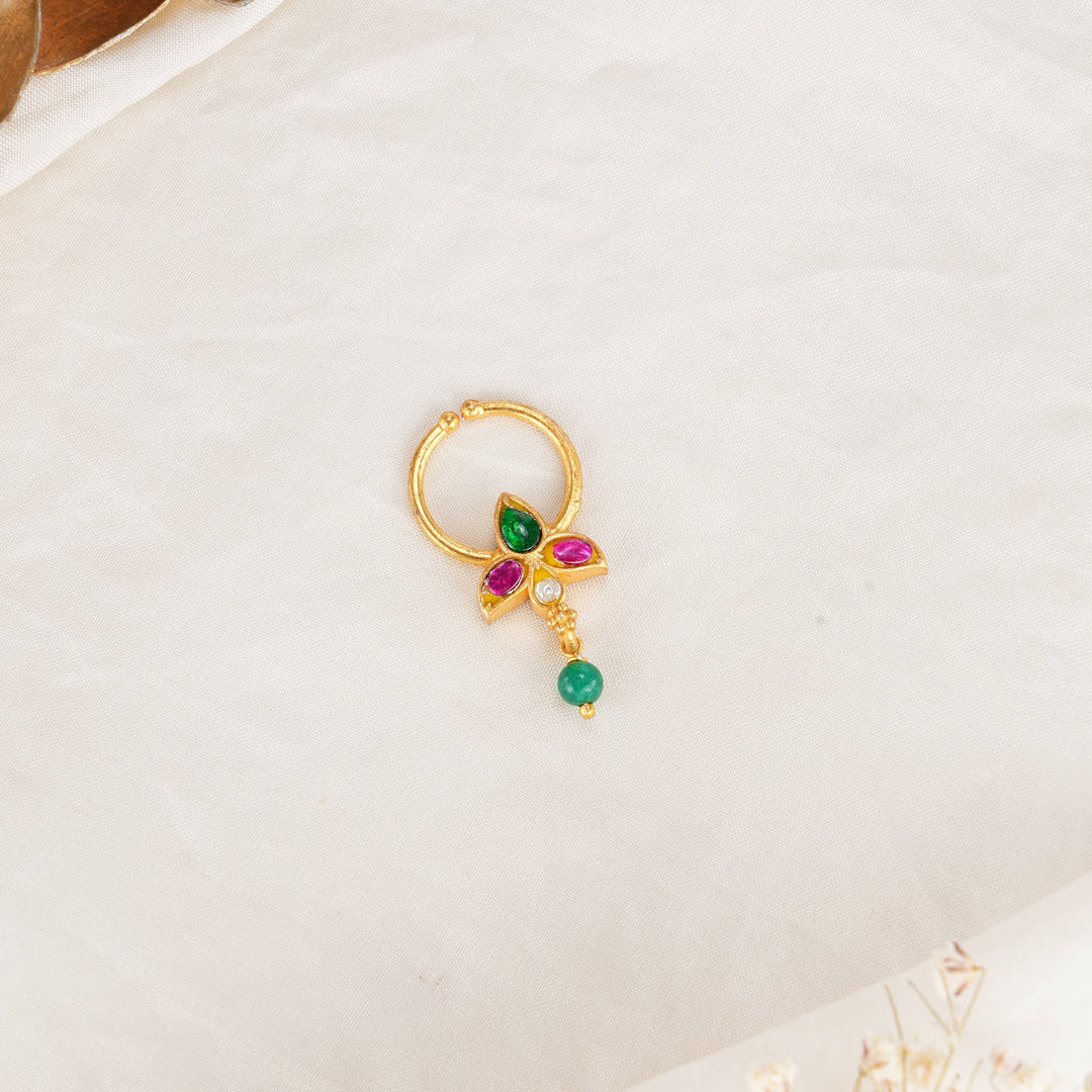 Liyasri Bullakku Nose Pin