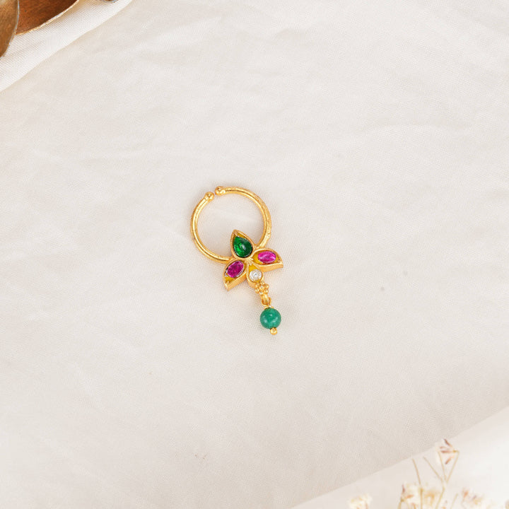 Liyasri Bullakku Nose Pin