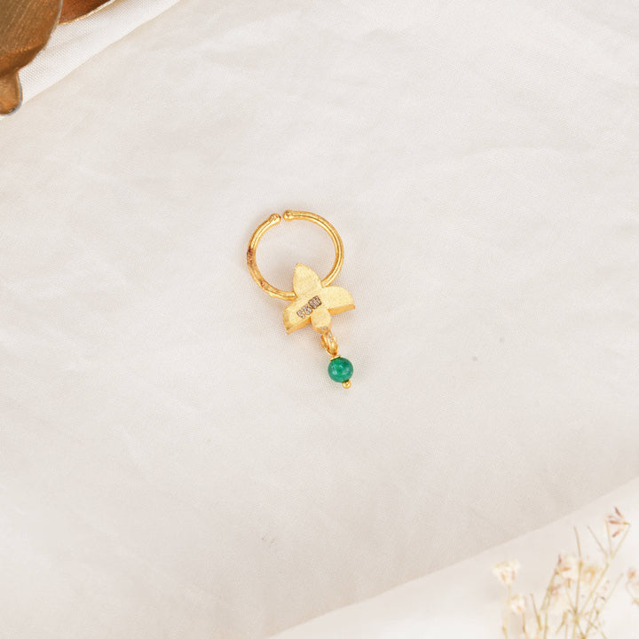 Liyasri Bullakku Nose Pin