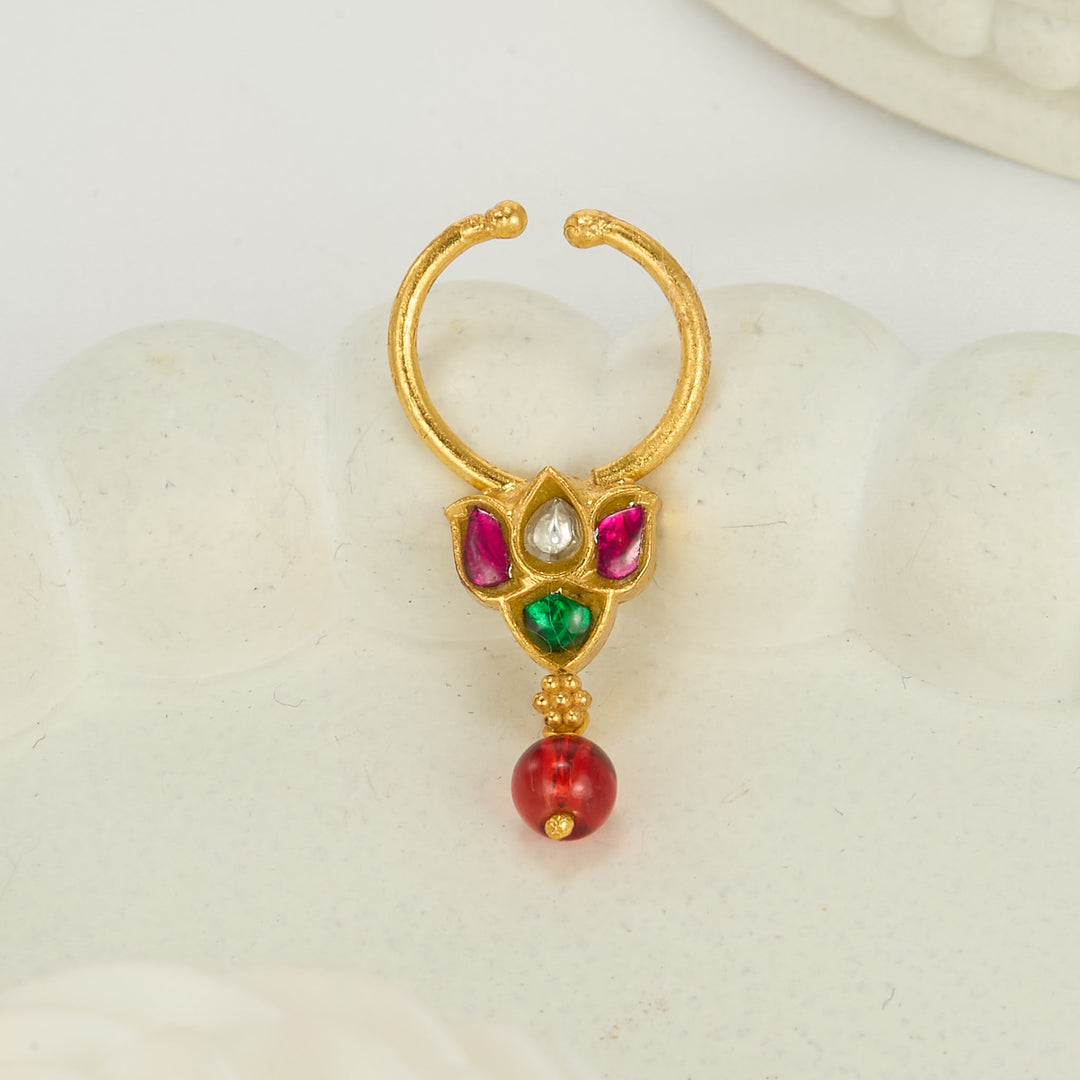 Lathikha Bullakku Nose Pin