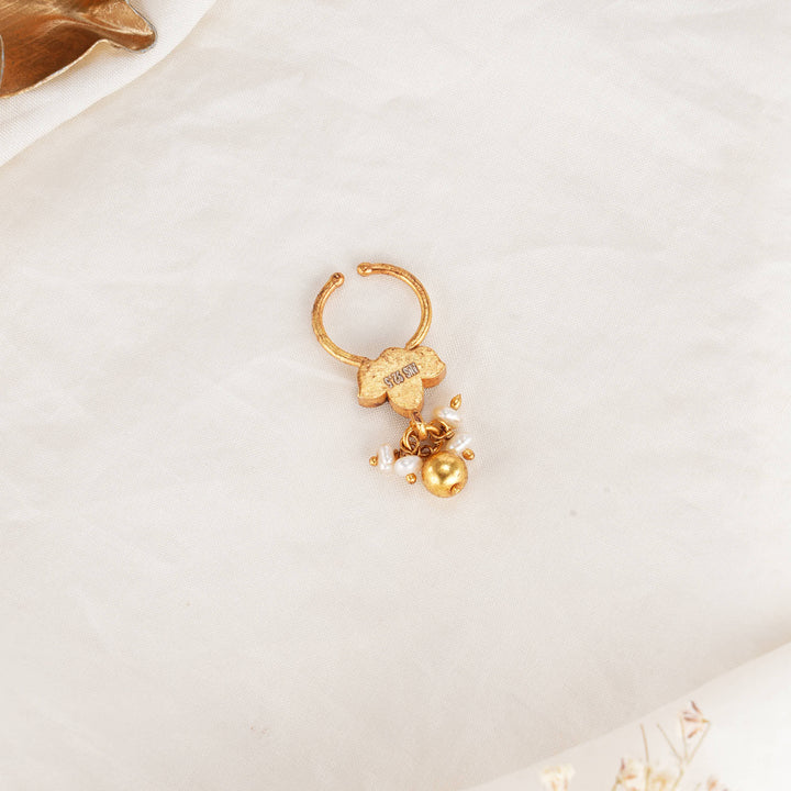 Tenishaa Bullakku Nose Pin