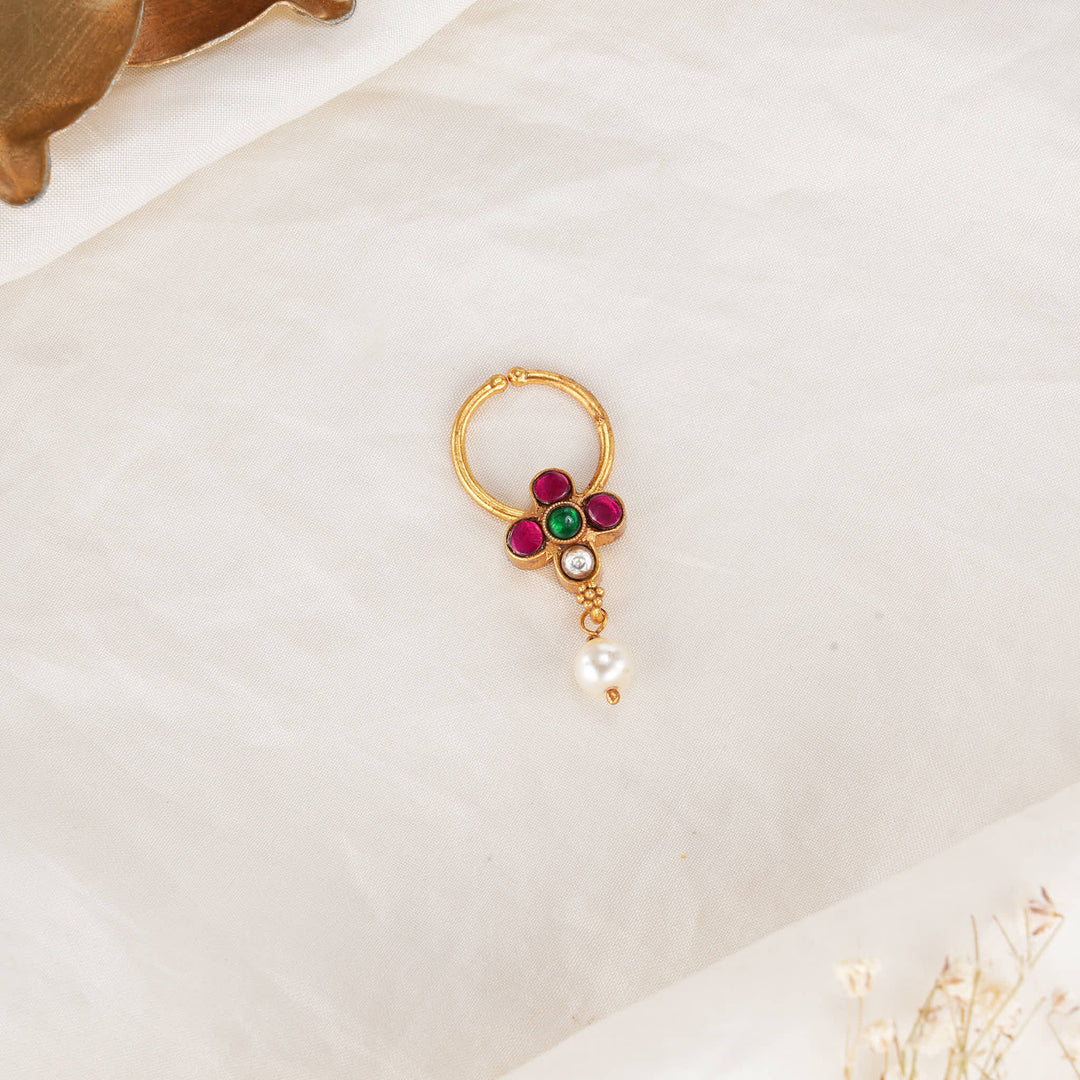 Vimisha Bullakku Nose Pin