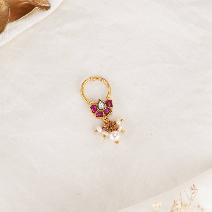 Akishaa Bullakku Nose Pin