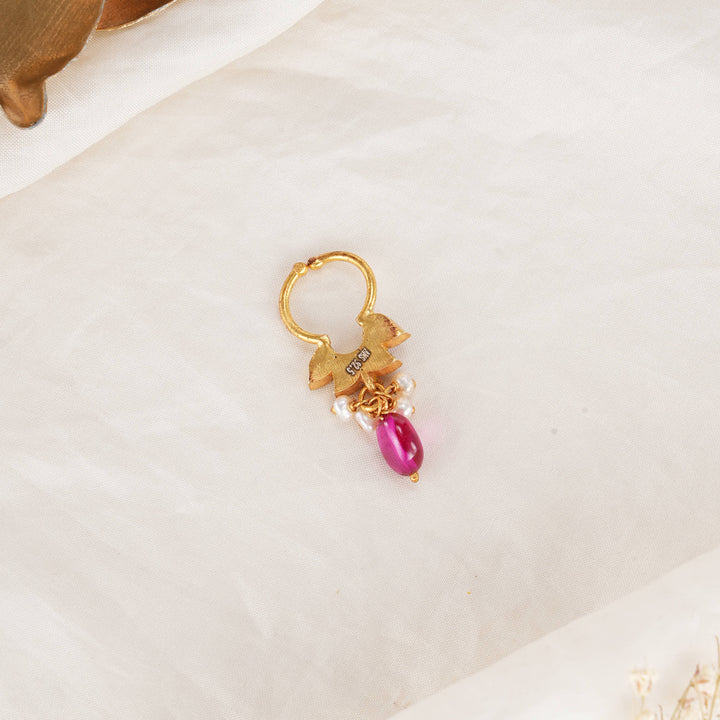 Anushika Bullakku Nose Pin
