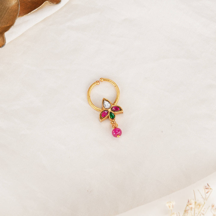 Gorgeous Bullakku Nose Pin